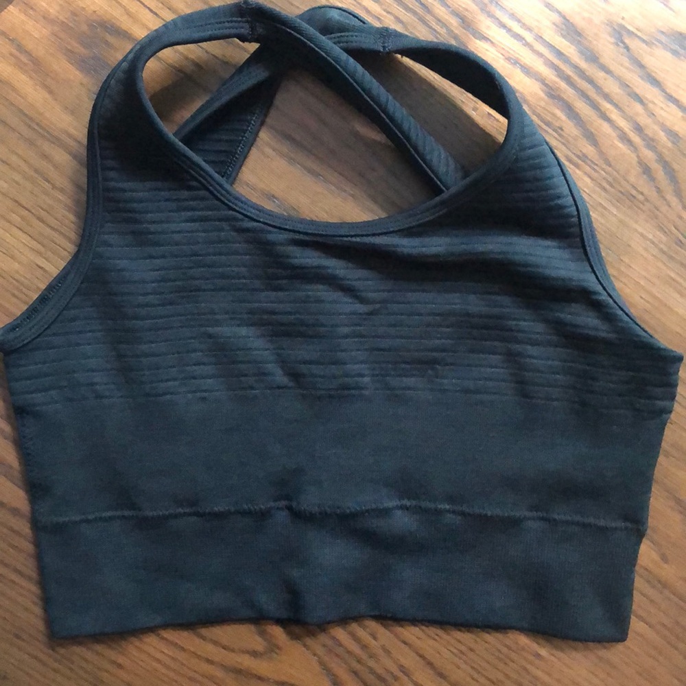 NEW Alphalete Revival Vault Bra